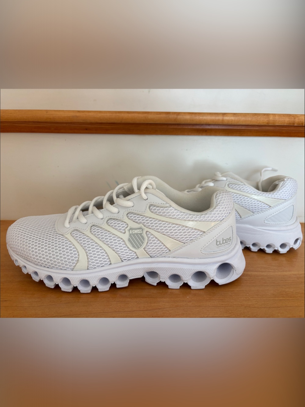 K-Swiss White Tubes Mesh Athletic Sneakers